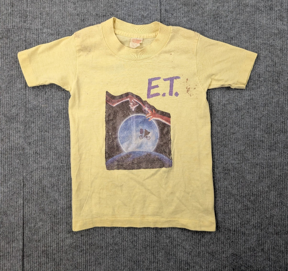 Vintage ET Shirt Kids Small Novelty 80s Universal Studios Movie Poster Retro